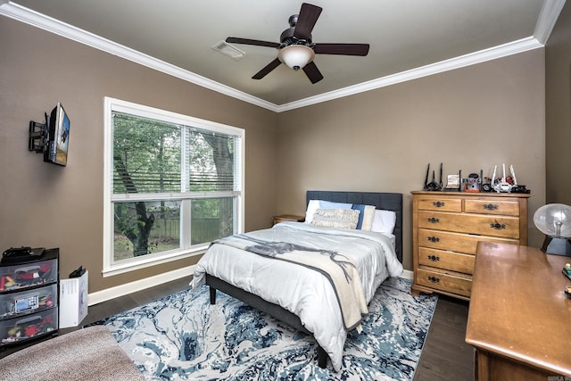 126 Manitou Dr, Maumelle, AR 72113 - bedroom featuring ornamental molding, wood finished floors, baseboards, and a ceiling fan