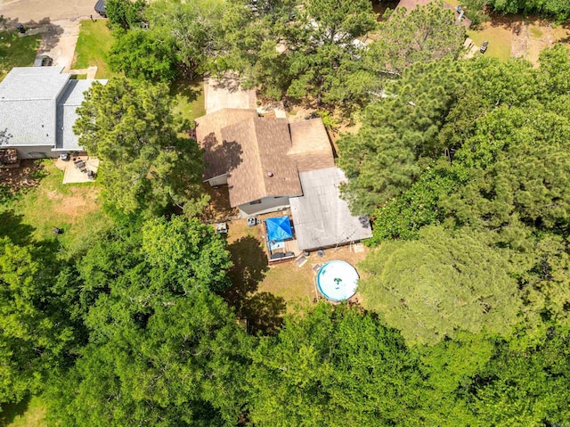 106 Gareth Ct, Hot Springs National Park, AR 71913 - bird's eye view of a pool area