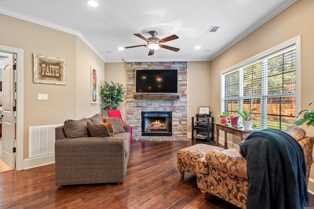 253 High Meadow Loop, Hot Springs, AR 71901 - living area featuring crown molding, ceiling fan, a fireplace, wood finished floors, and recessed lighting