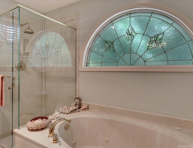 21 Conquista Ln, Hot Springs Village, AR 71909 - full bathroom with a jetted tub and a shower stall