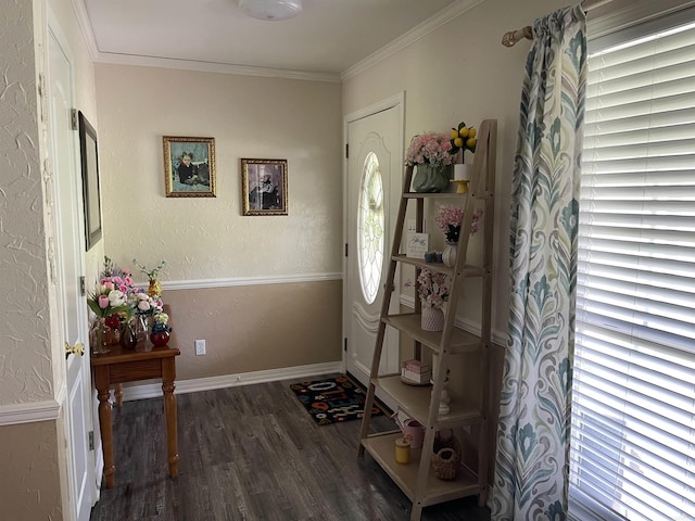 142 Timber Ridge Ln, El Dorado, AR 71730 - entrance foyer featuring wood finished floors, ornamental molding, a textured wall, and baseboards