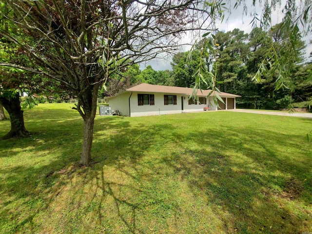 800 Hilltop Dr, Piggott, AR 72454 - view of front of property with a front yard