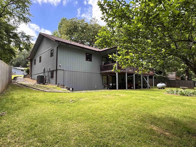 7 Minentonka Dr, Cherokee Village, AR 72529 - rear view of property with a deck and cooling unit