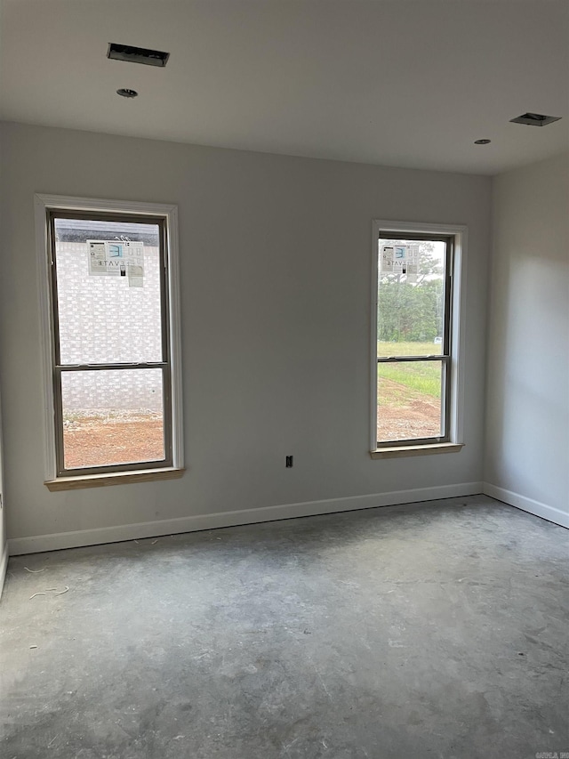 25 Mountain Grove Rd, Greenbrier, AR 72058 - unfurnished room with concrete flooring and baseboards