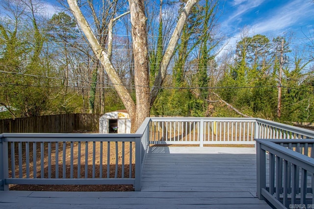 716 Vinson, Little Rock, AR 72205 - wooden terrace featuring fence