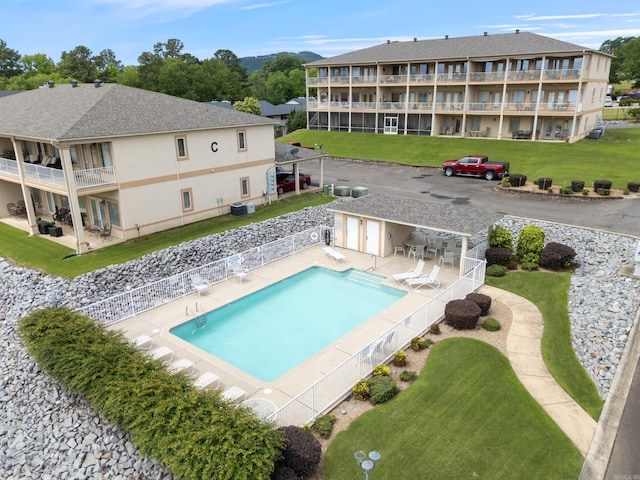 110 Jamison Ln, Hot Springs, AR 71913 - community pool featuring central air condition unit and a patio