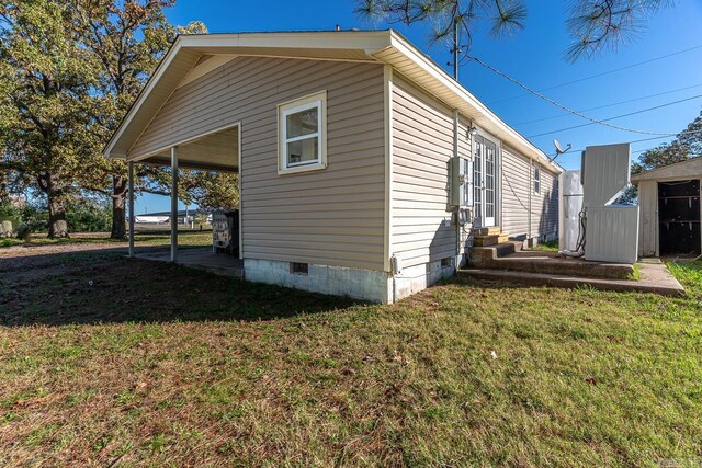 3907 Gamblin Dr, Jonesboro, AR 72404 - view of side of property featuring crawl space, entry steps, and a yard