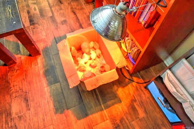 22 Primrose Ln, Greenbrier, AR 72058 - detailed view of wood finished floors