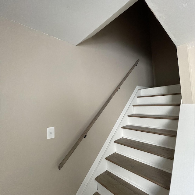 1302-1304 Santa Fe, Jonesboro, AR 72401 - view of stairs