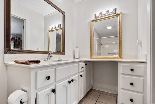 2325 Lakeshore Unit E-4, Hot Springs, AR 71913 - bathroom featuring ornamental molding, tile patterned floors, and vanity