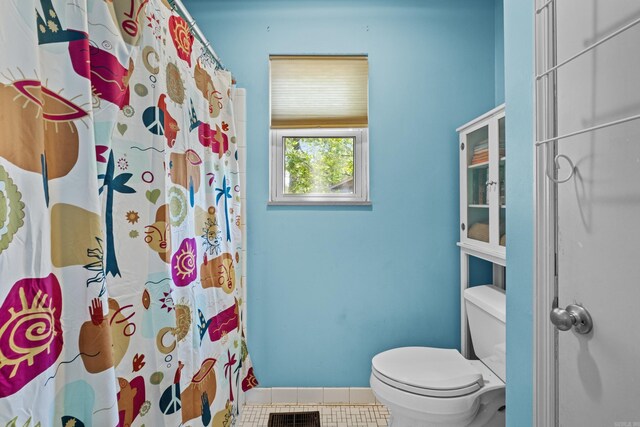 42 Desoto Cir, North Little Rock, AR 72116 - bathroom with toilet and curtained shower