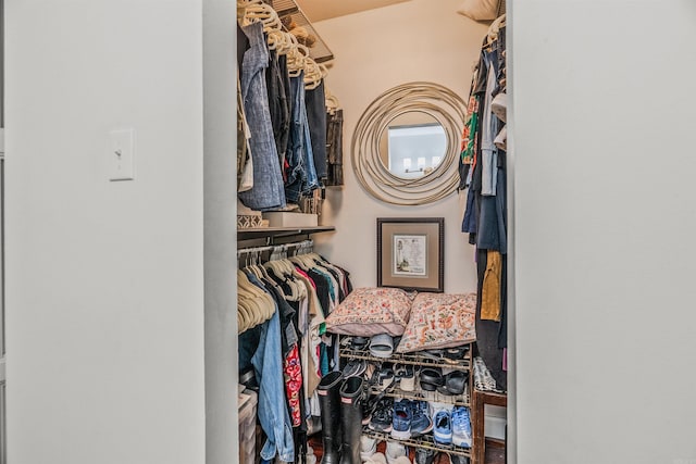 2510 Riverfront # 2, Little Rock, AR 72202 - view of spacious closet