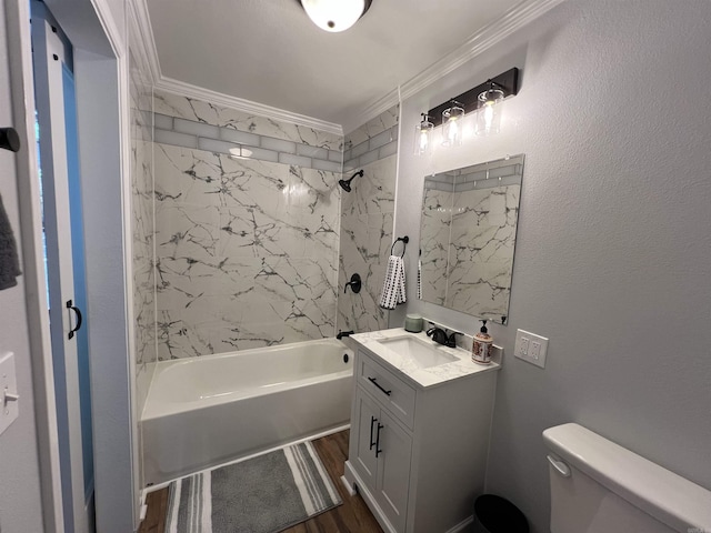 1906 Fernwood Cv, Benton, AR 72015 - full bath featuring ornamental molding, toilet, washtub / shower combination, vanity, and wood finished floors