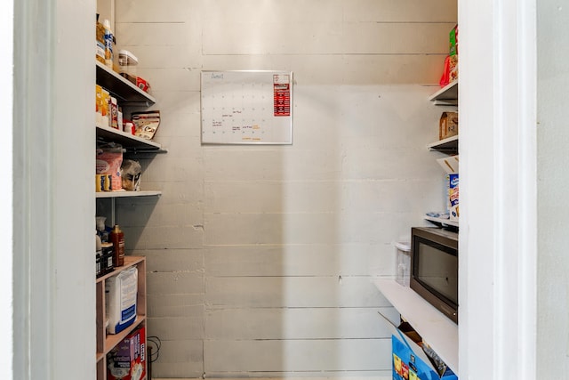 428 W S St, Benton, AR 72015 - view of pantry