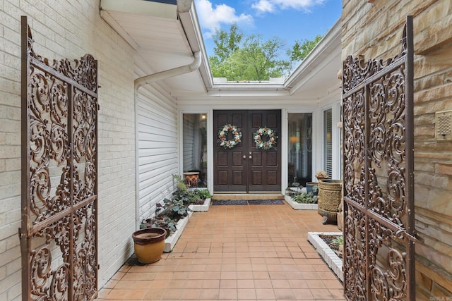 717 Choctaw Cir, Little Rock, AR 72205 - entrance to property with brick siding