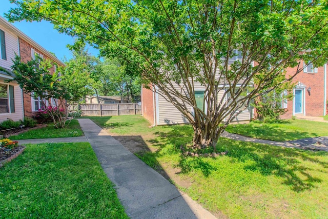 200 Pine Frst Unit F3, Maumelle, AR 72113 - view of yard