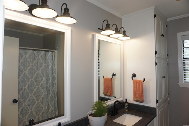 8 Tina Cir, Searcy, AR 72143 - bathroom featuring ornamental molding, a shower with curtain, and vanity