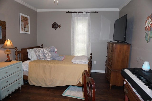 8 Tina Cir, Searcy, AR 72143 - bedroom featuring dark wood-type flooring, ornamental molding, and baseboards