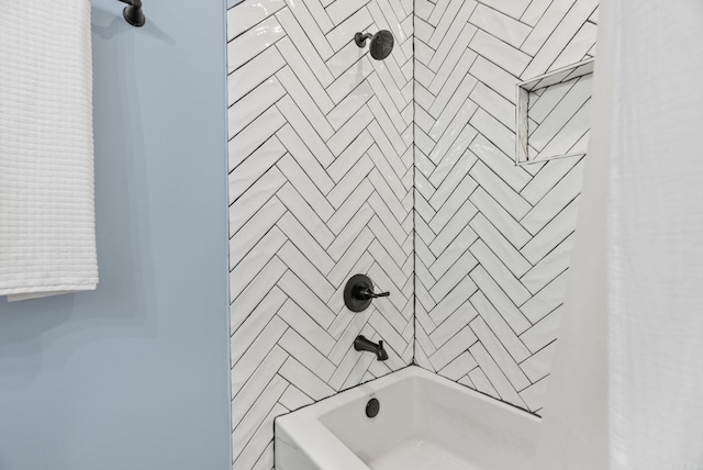 3016 Cleburne Pl, North Little Rock, AR 72116 - full bath with shower / bath combination with curtain