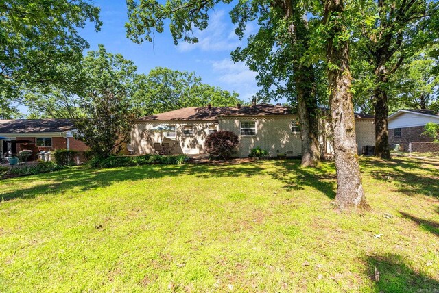 3016 Cleburne Pl, North Little Rock, AR 72116 - view of grassy yard