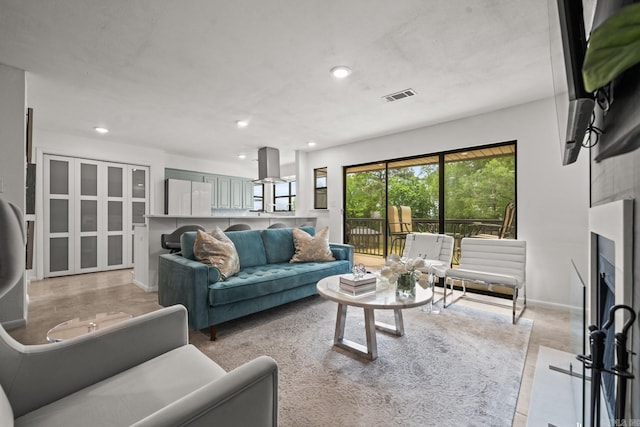 5371 Central Ave Unit C, Hot Springs, AR 71913 - living area featuring recessed lighting and baseboards