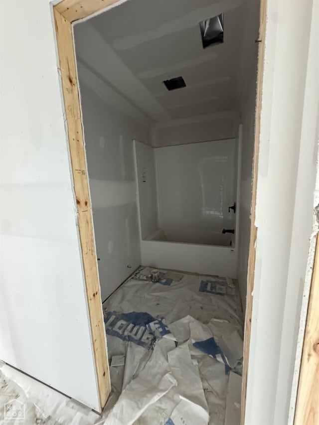 32616 N Rd, Marked Tree, AR 72365 - full bath featuring tub / shower combination