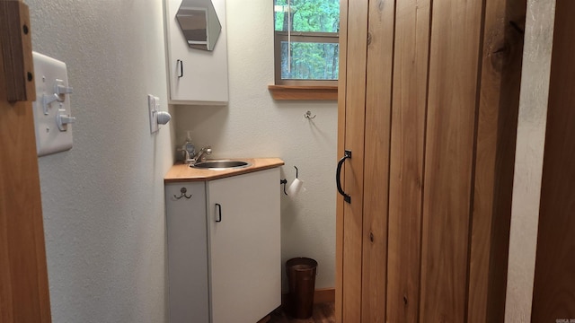 180 Herschel B Guinn Rd, Story, AR 71970 - bathroom featuring vanity