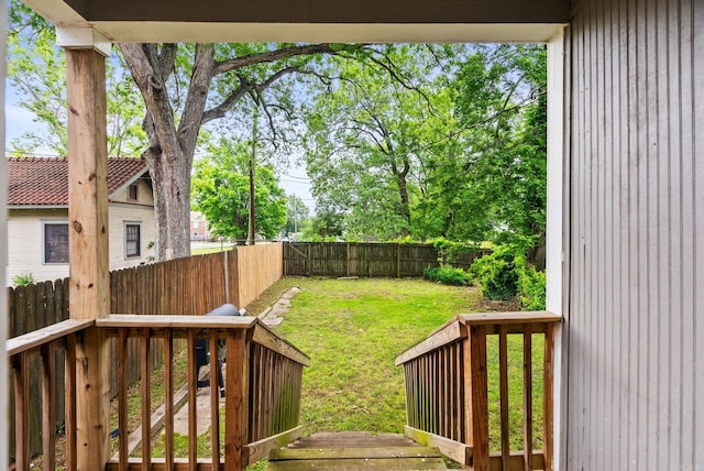 1905 S Battery St, Little Rock, AR 72202 - view of yard featuring a wooden deck