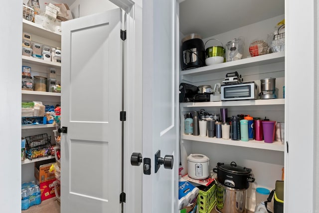 5101 Peace Ln, Alexander, AR 72002 - view of pantry