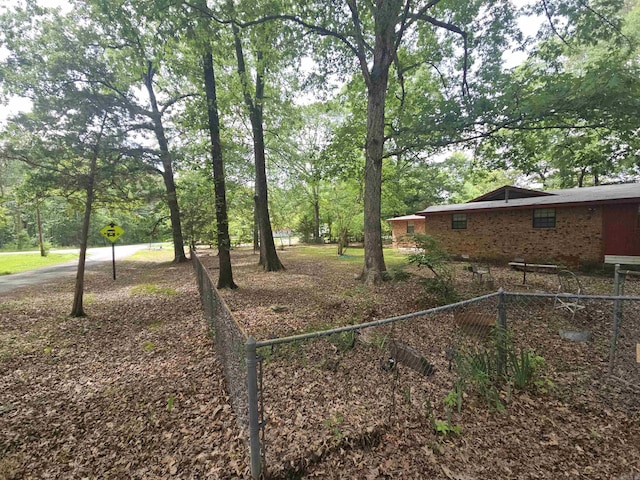 11806 Veronica, North Little Rock, AR 72118 - view of yard with fence