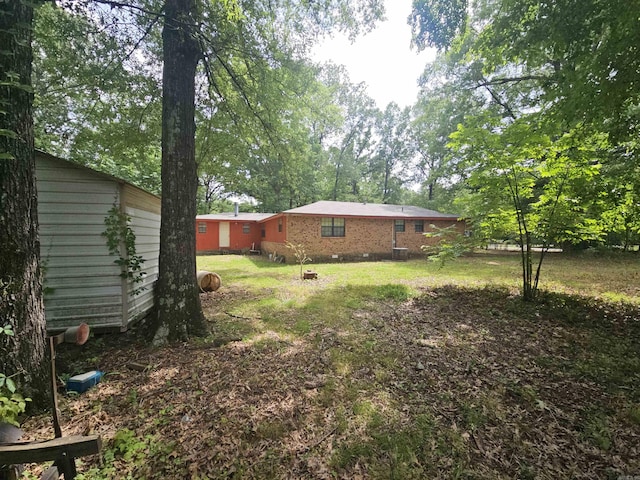 11806 Veronica, North Little Rock, AR 72118 - view of grassy yard