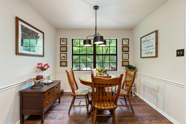 5623 Ridgeway Dr, Benton, AR 72019 - dining space with dark wood-type flooring and baseboards
