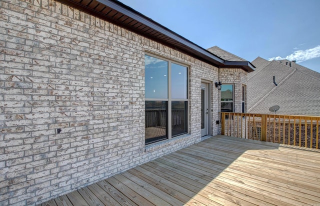 121 Majestic Cir, Maumelle, AR 72113 - view of wooden deck