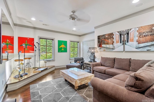 145 Cove Creek Ct, Little Rock, AR 72211 - living area featuring crown molding, wood finished floors, a ceiling fan, recessed lighting, and baseboards