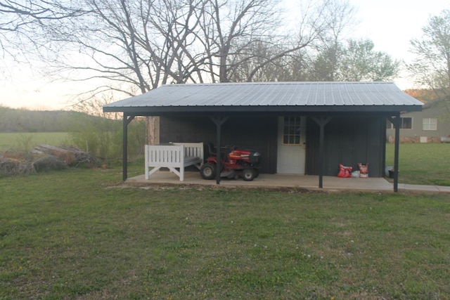 view of outdoor structure