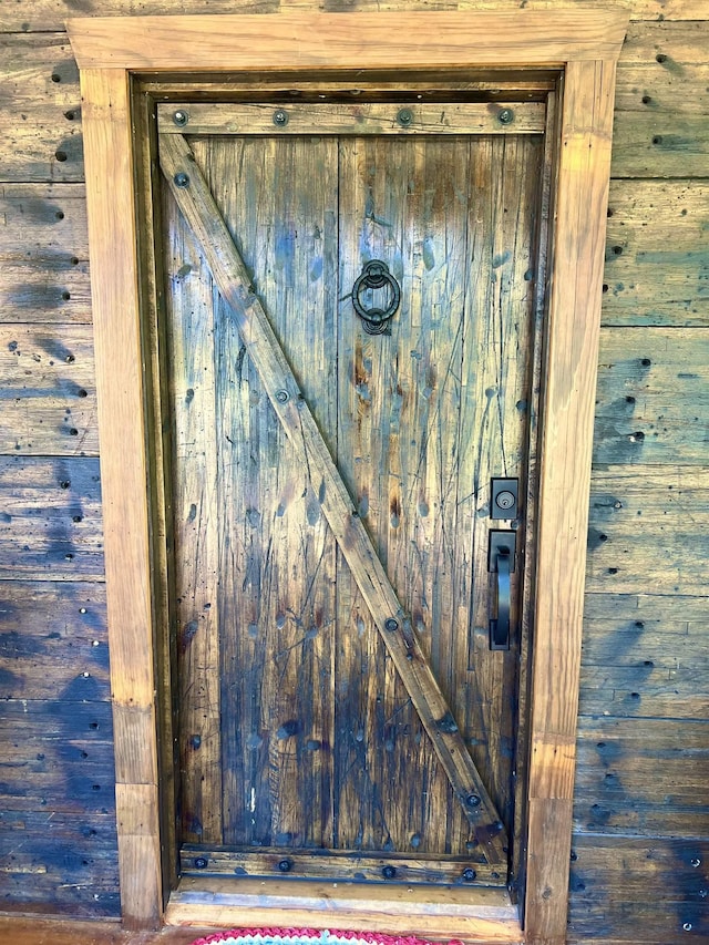 detailed view of wooden walls