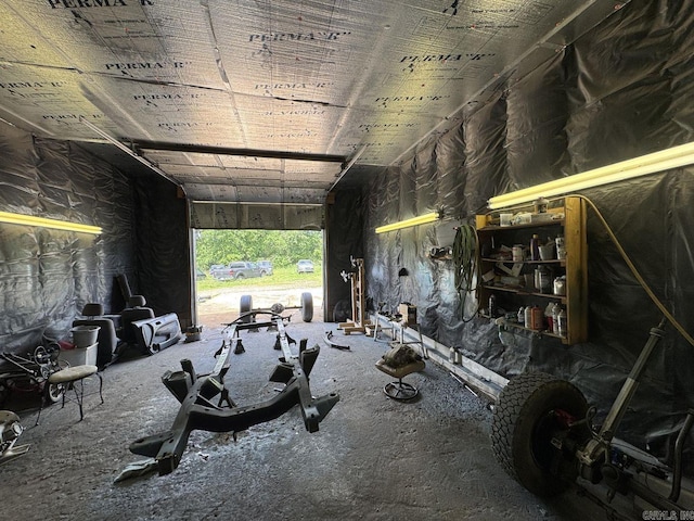 699 Ash Flat Dr, Ash Flat, AR 72513 - view of garage