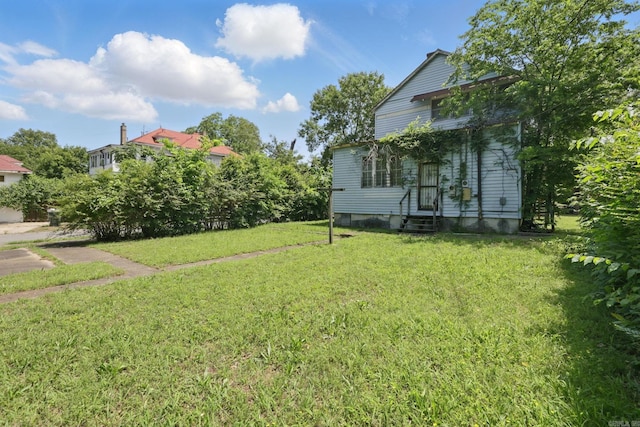 2100 State St, Little Rock, AR 72206 - view of green lawn with entry steps