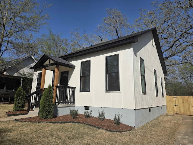 1017 Jefferson, Little Rock, AR 72204 - view of side of property with crawl space