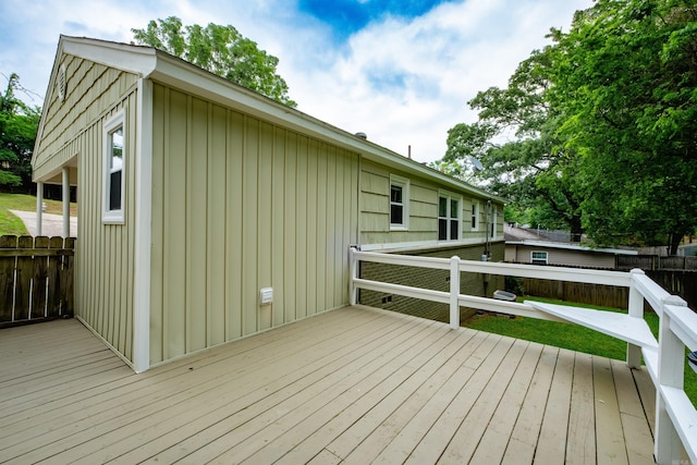 15 Coolwood Dr, Little Rock, AR 72202 - wooden deck with fence
