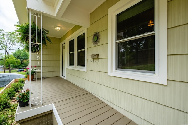 15 Coolwood Dr, Little Rock, AR 72202 - wooden terrace with covered porch