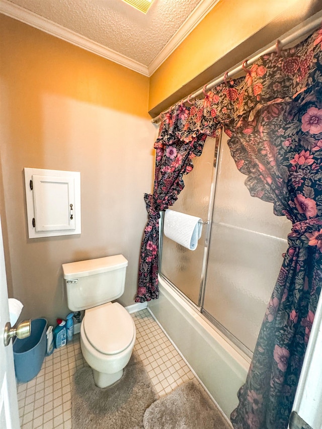 53 White Oak Cir, Searcy, AR 72143 - full bathroom featuring toilet, combined bath / shower with glass door, ornamental molding, and a textured ceiling