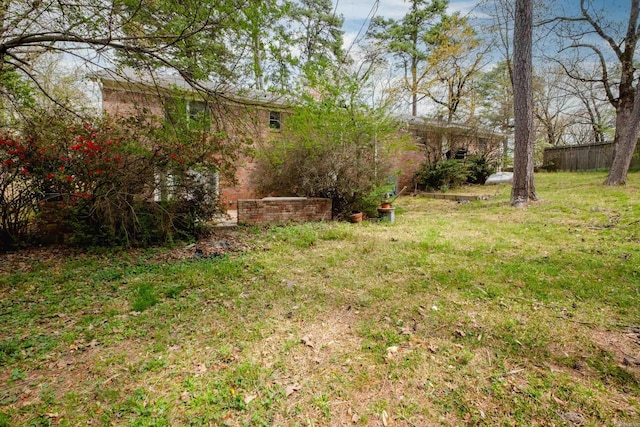 17 Wingate Dr, Little Rock, AR 72205 - view of grassy yard