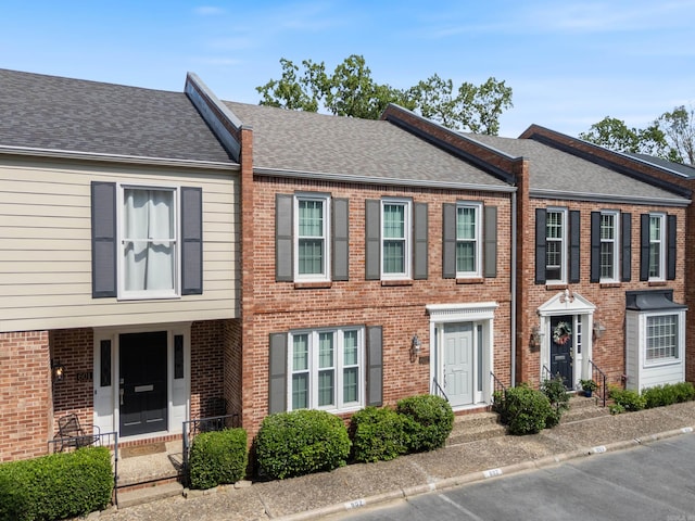 2805 Foxcroft Rd Unit 602, Little Rock, AR 72227 - multi unit property featuring brick siding and a shingled roof