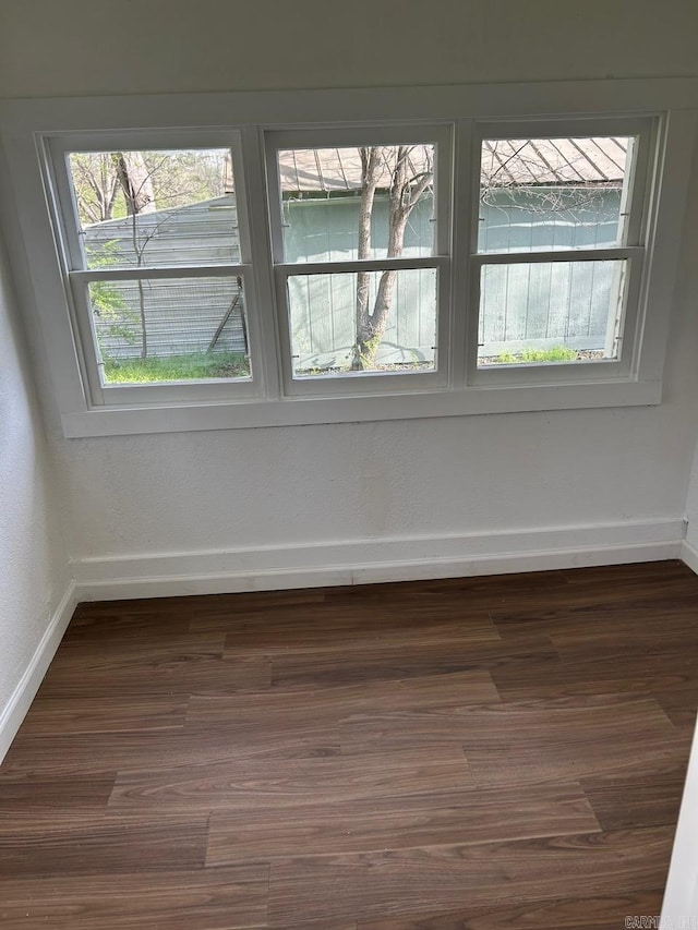 601 N Hickory, Searcy, AR 72143 - spare room featuring baseboards