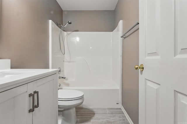19 Golden Oaks Cv, Maumelle, AR 72113 - bathroom with toilet, vanity, and shower / bathtub combination