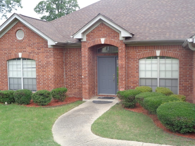 6 Jack Nicklaus Cv, Little Rock, AR 72210 - entrance to property featuring roof with shingles and brick siding