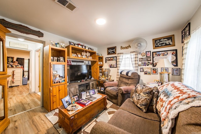 206 S Grant St, Cabot, AR 72023 - living area featuring wood finished floors