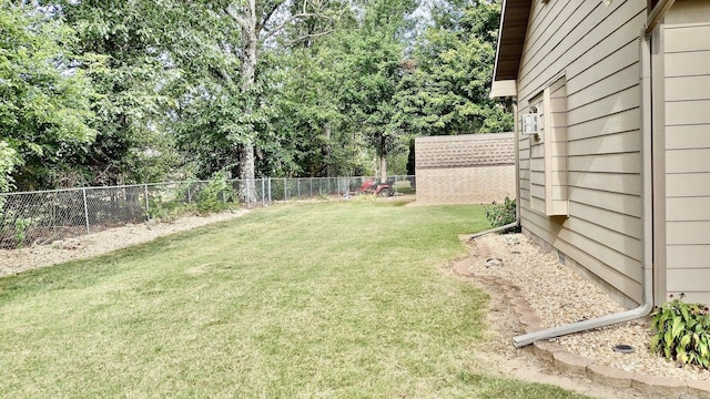 view of yard with view of scattered trees
