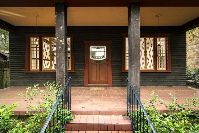 2108 Beechwood, Little Rock, AR 72207 - entrance to property with covered porch